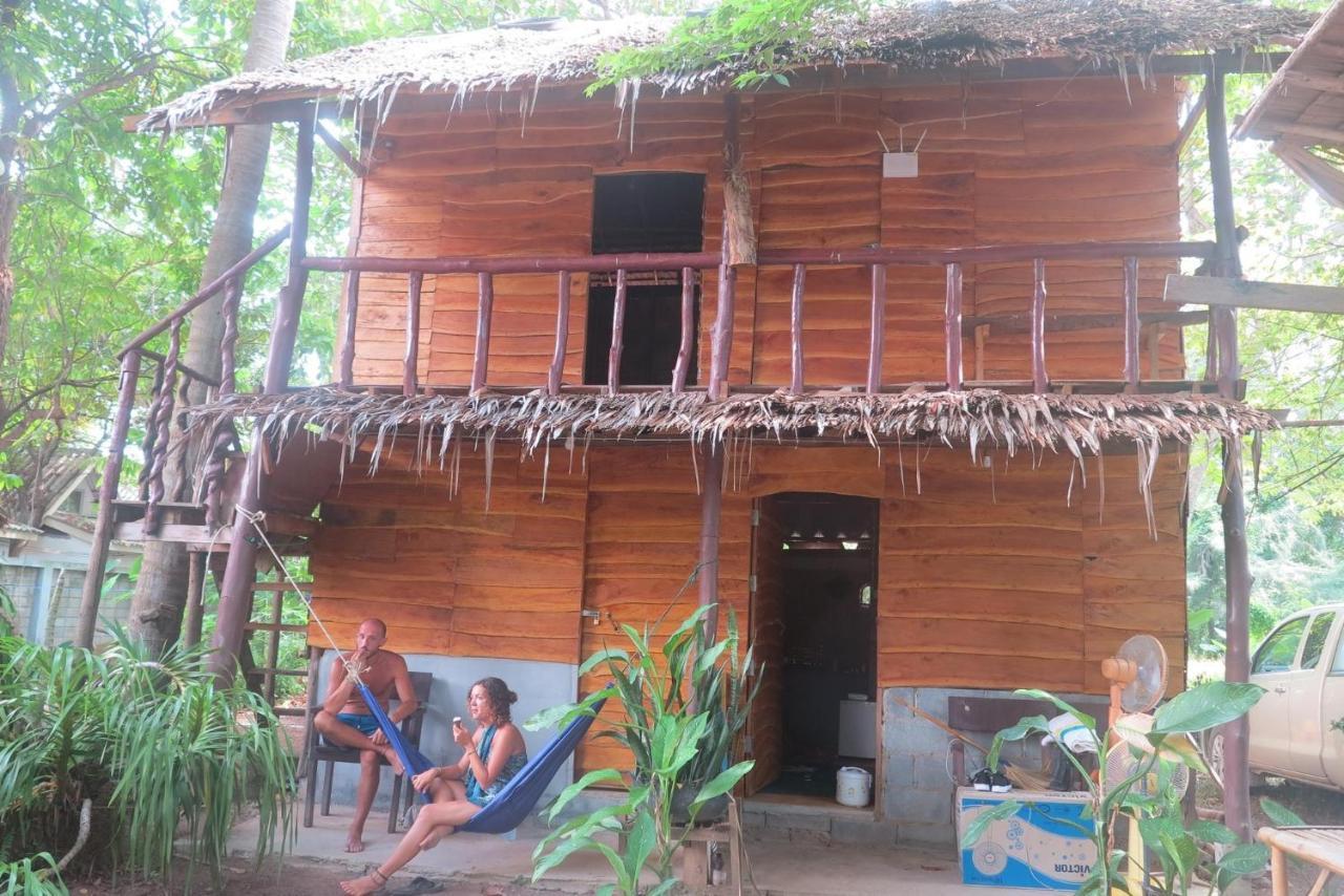 Easy Huts Hotell Ko Lanta Eksteriør bilde