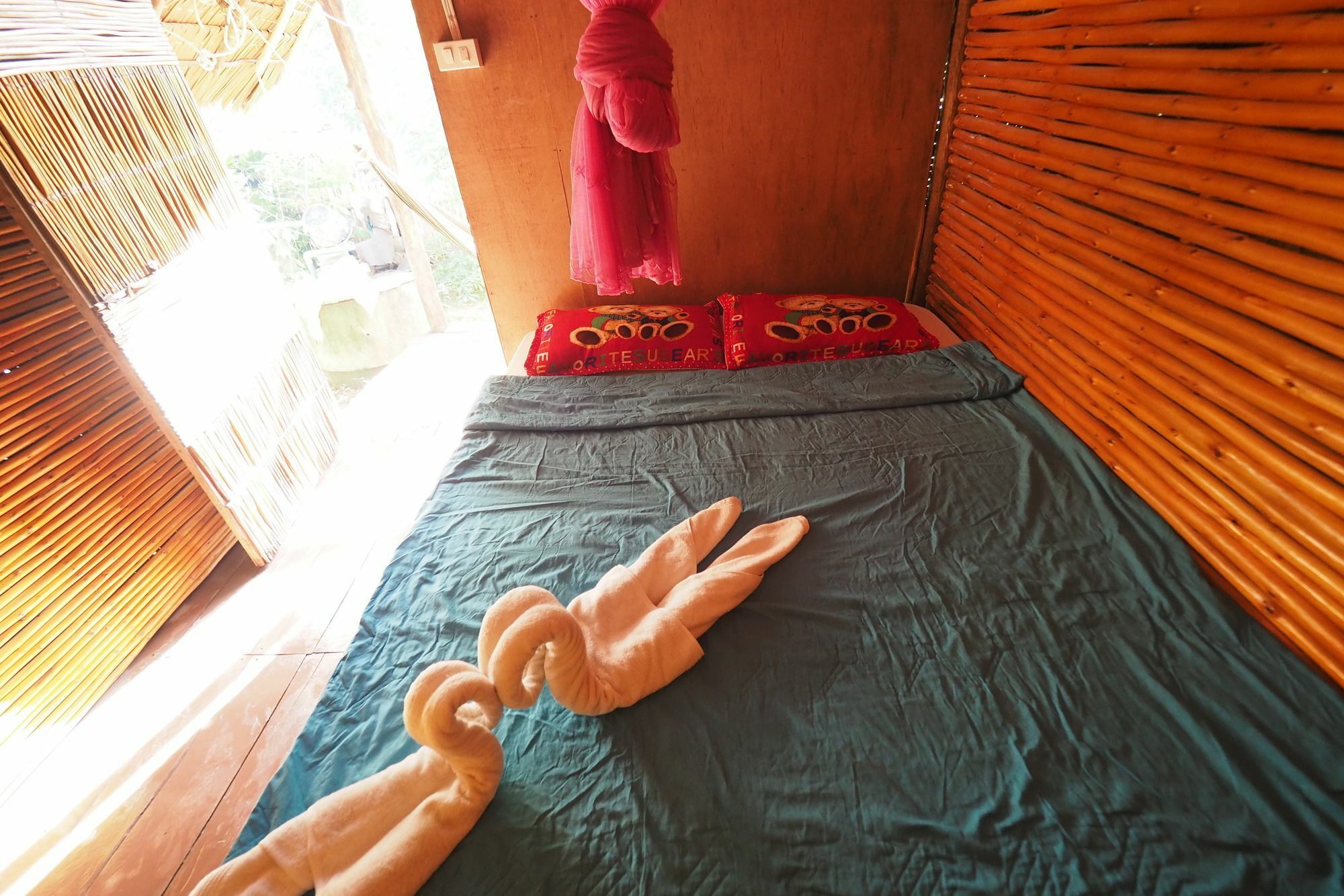 Easy Huts Hotell Ko Lanta Eksteriør bilde